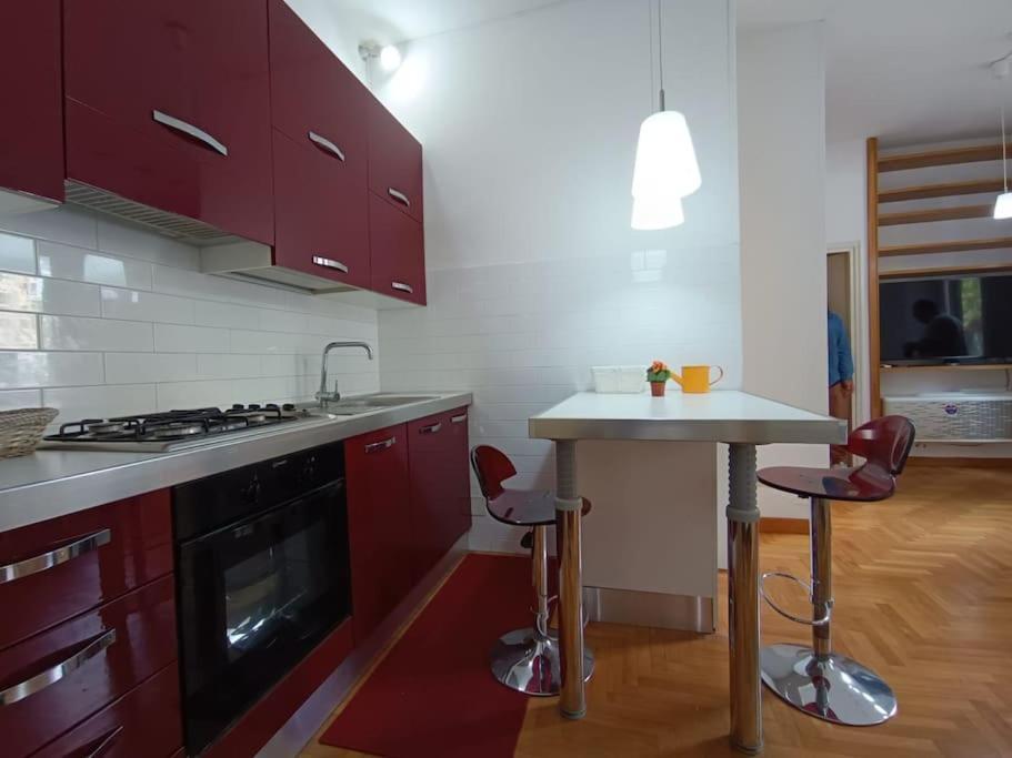 New - Comfortable Apt Porta Latina Rome Luaran gambar