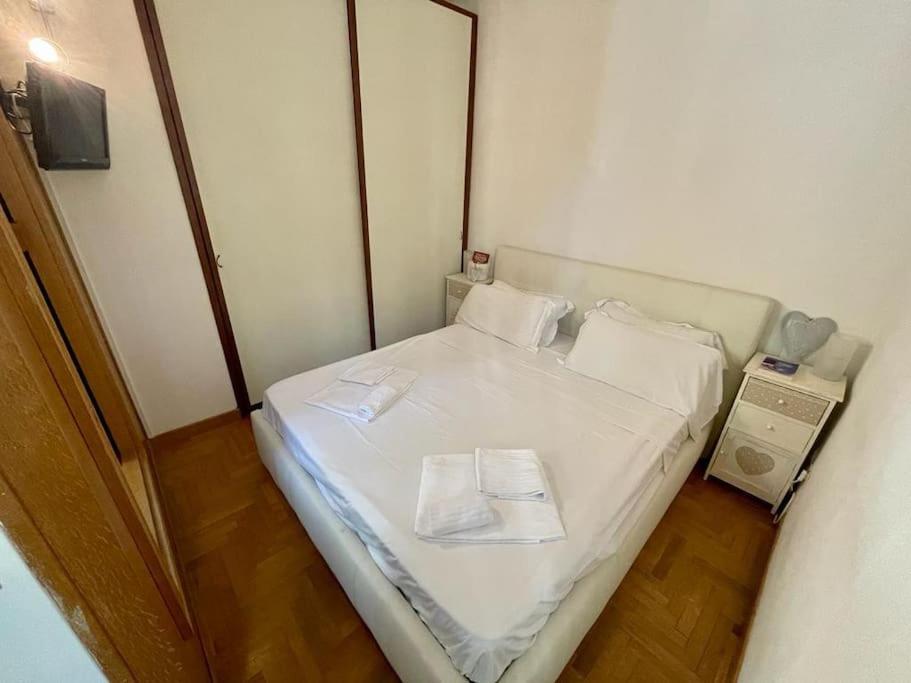 New - Comfortable Apt Porta Latina Rome Luaran gambar