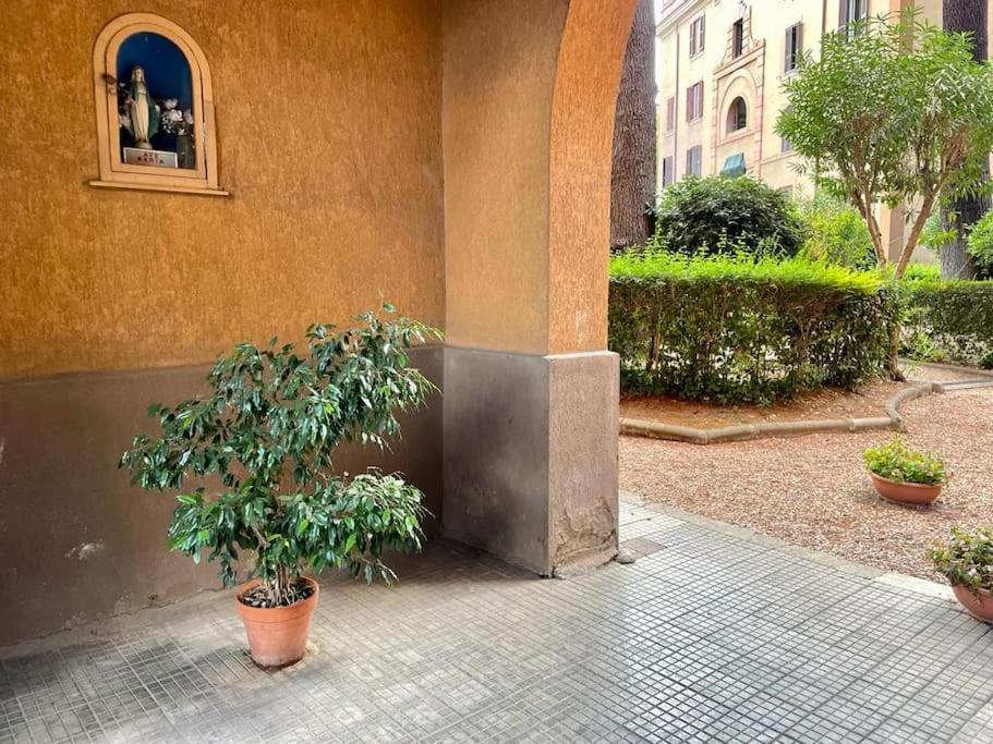 New - Comfortable Apt Porta Latina Rome Luaran gambar